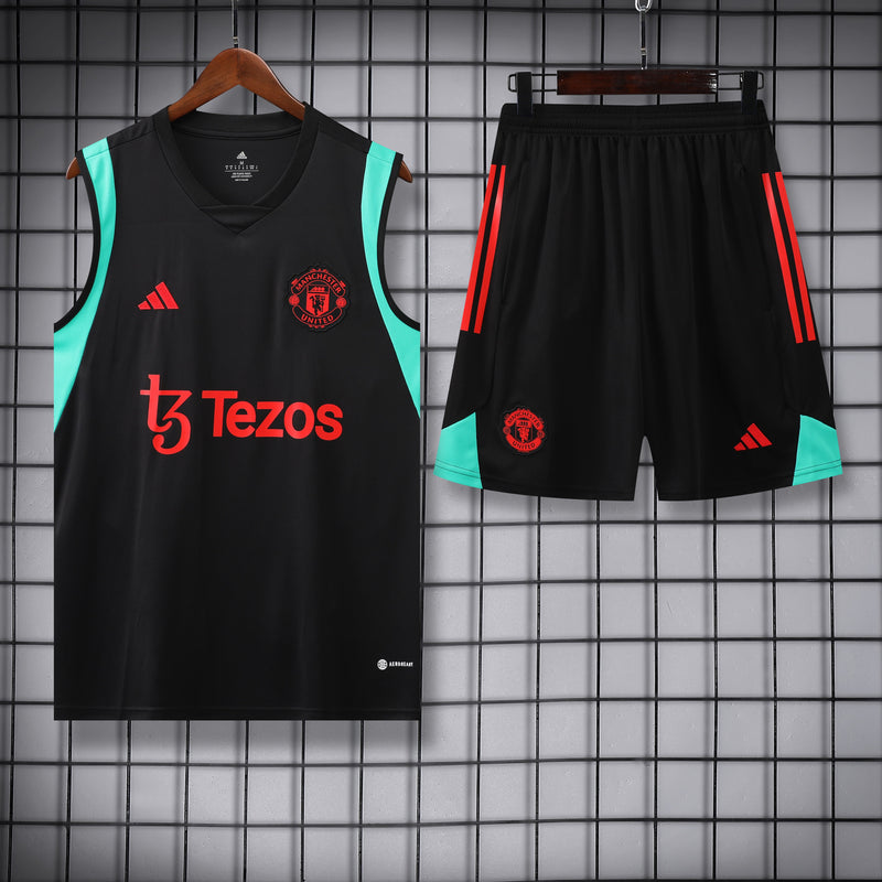 Kit Treino Manchester United 23/24 Adidas - Preto